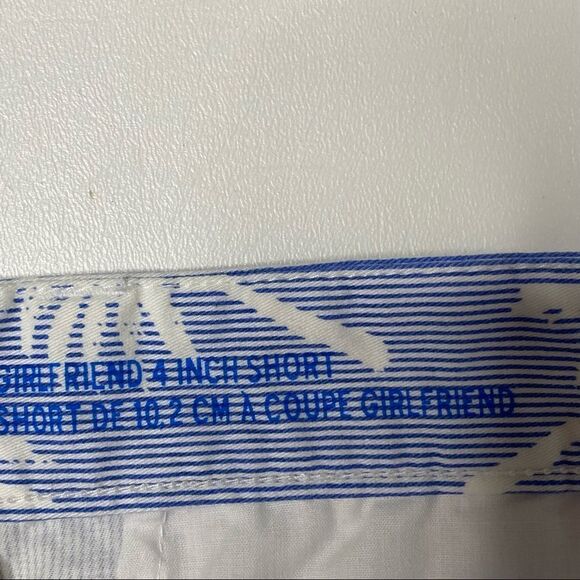 Gap | NWT The Girlfriend 4 Inch Shorts - Picture 4 of 7